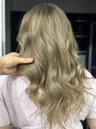 Hair Lounge Maciej Koźlik - Fryzjer